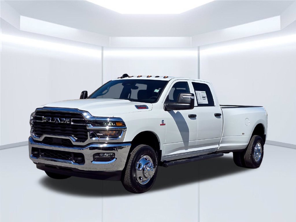 New 2026 RAM 3500 Tradesman AWD/4WD image 2