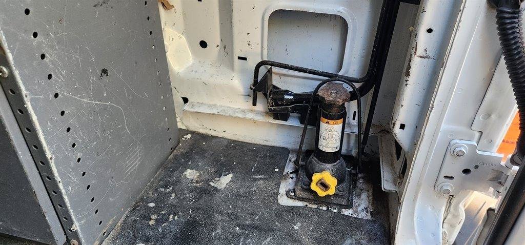 Used 2013 Ford E-150 and Econoline 150 RWD image 24
