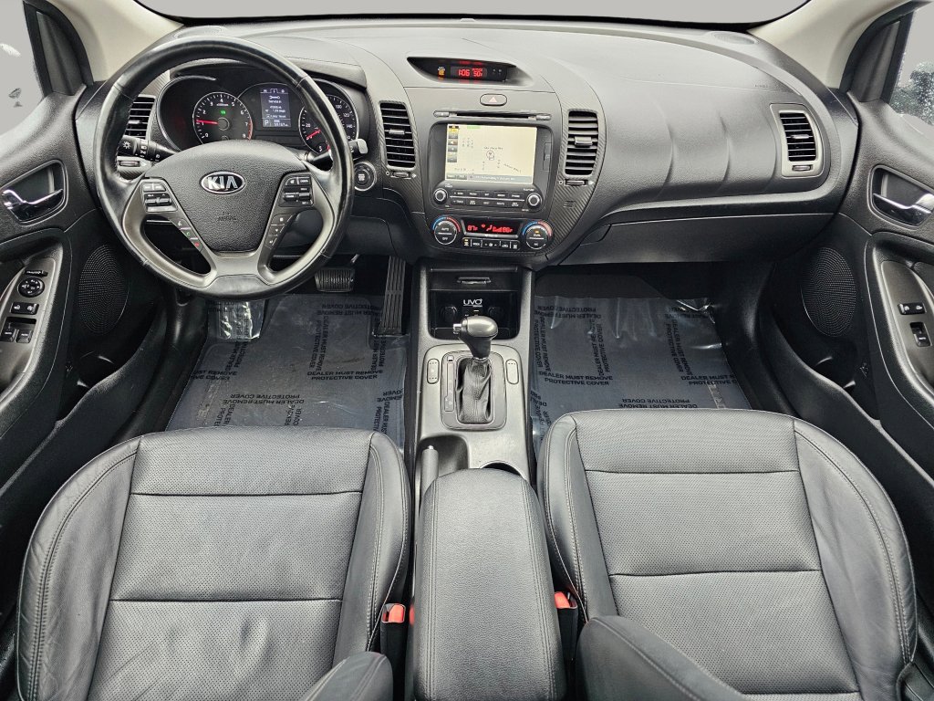 Used 2016 Kia Forte Koup EX w/ EX Premium Package image 2