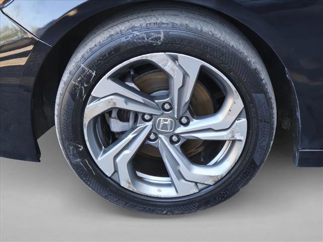 Used 2018 Honda Accord EX image 30