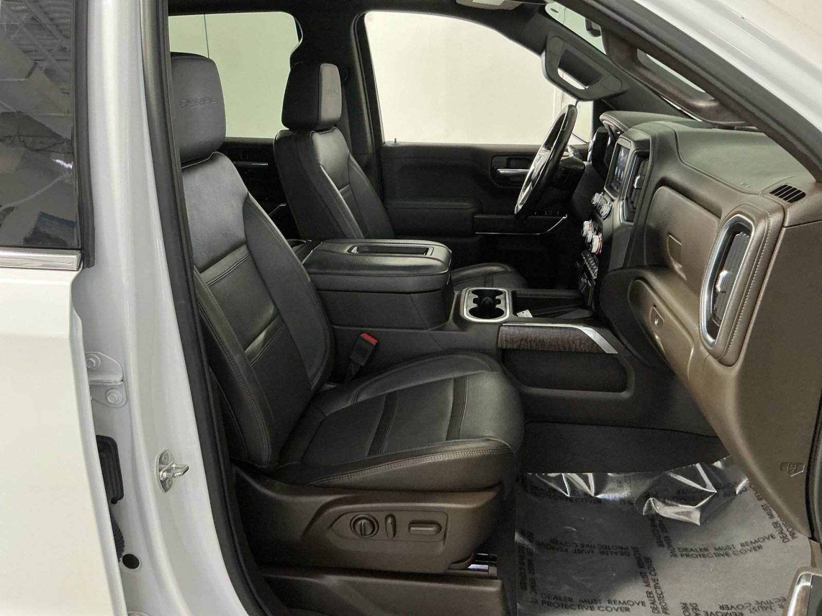 Used 2021 GMC Sierra 1500 Denali w/ Denali Illumination Package AWD/4WD image 26