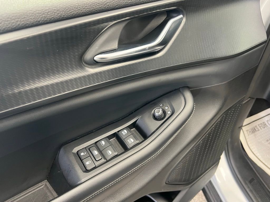 Used 2024 Jeep Grand Cherokee Altitude image 15