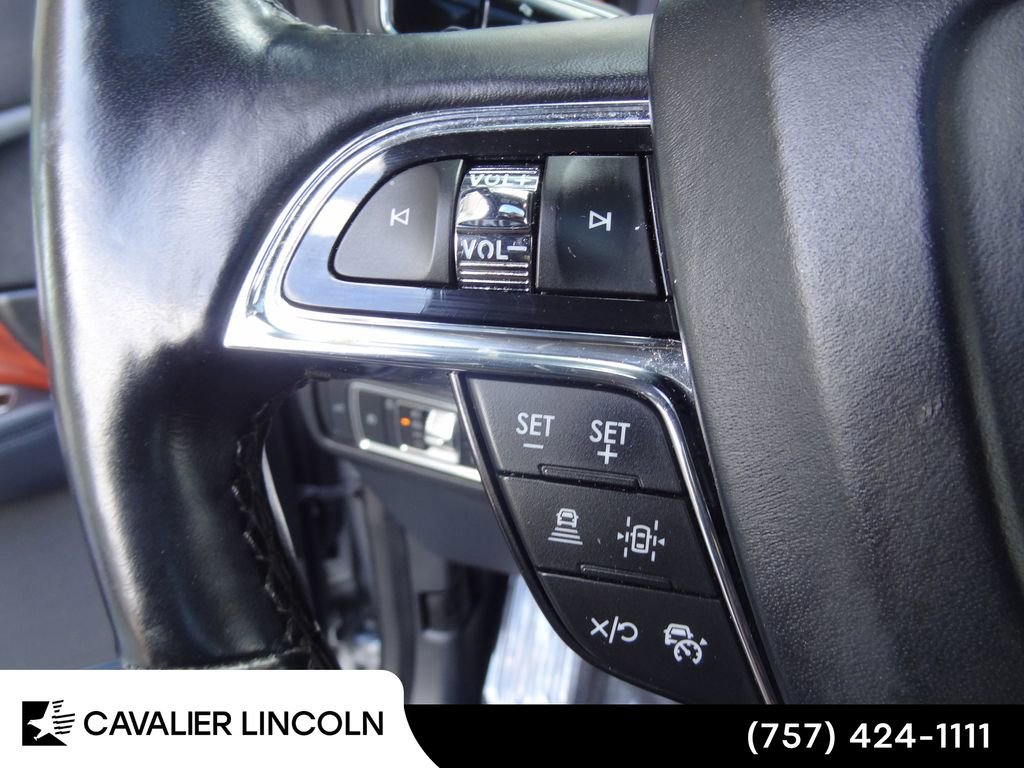 Certified 2024 Lincoln Navigator L 4WD image 27