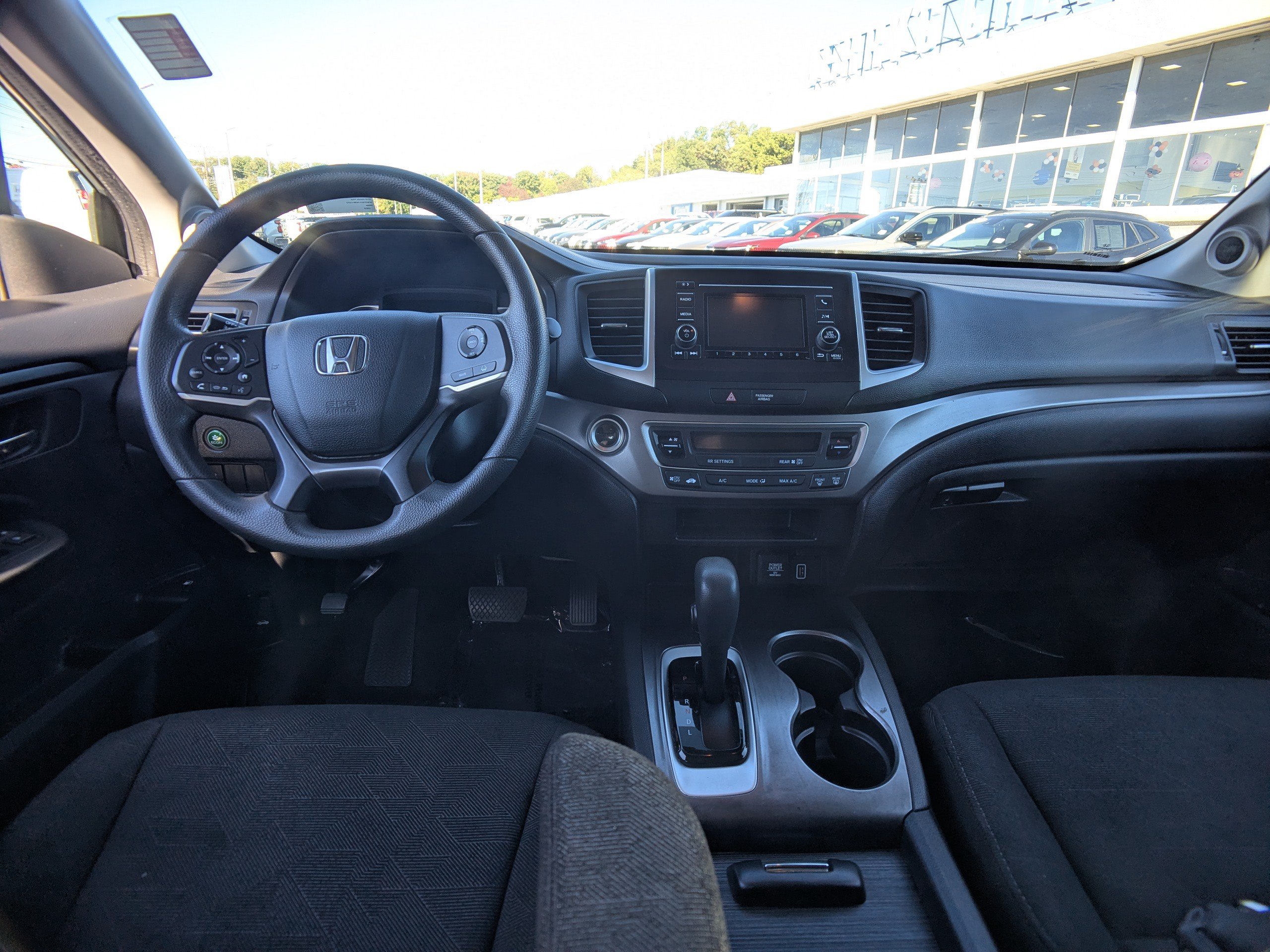 Used 2019 Honda Pilot LX image 17