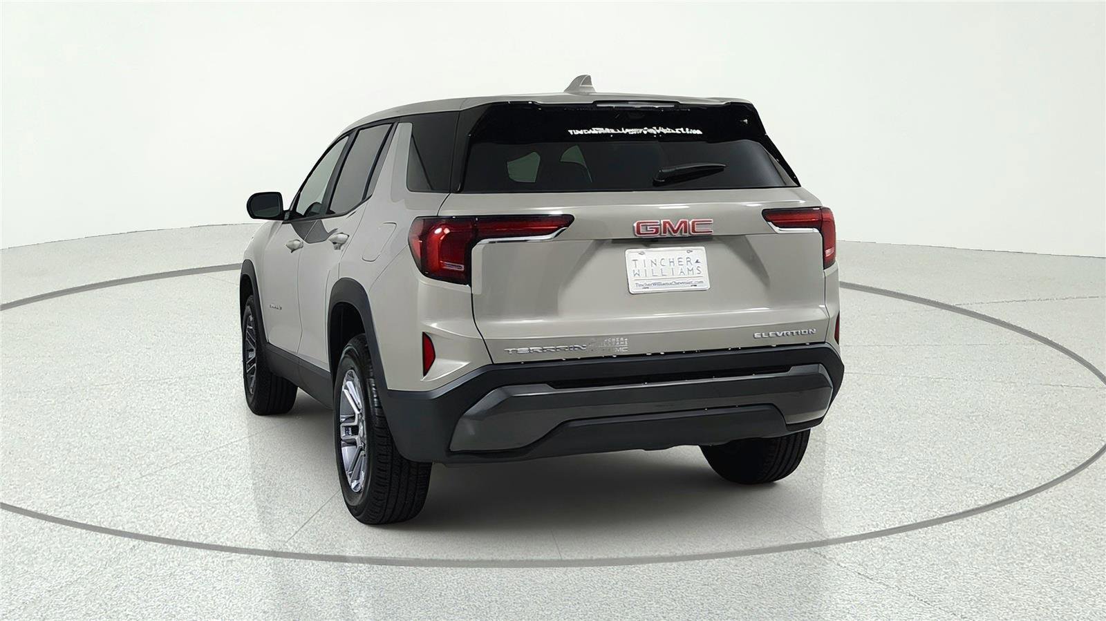 Used 2026 GMC Terrain Elevation w/ Technology Package II FWD image 3