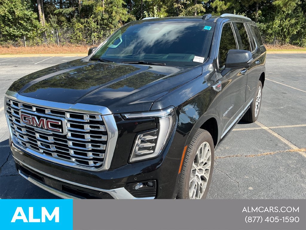 Used 2026 GMC Yukon Denali w/ Sun & Power Step Package AWD/4WD image 1