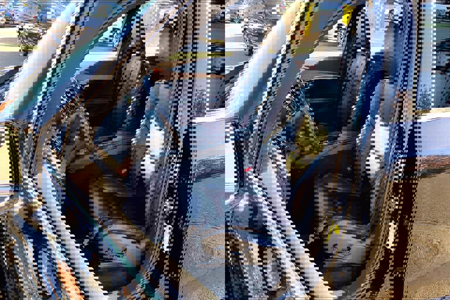 Used 2017 Volvo XC90 T6 Inscription w/ Vision Package image 7