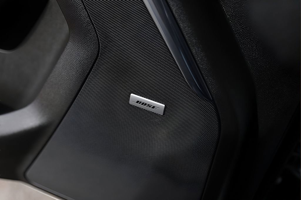 Used 2024 GMC Yukon Denali image 23