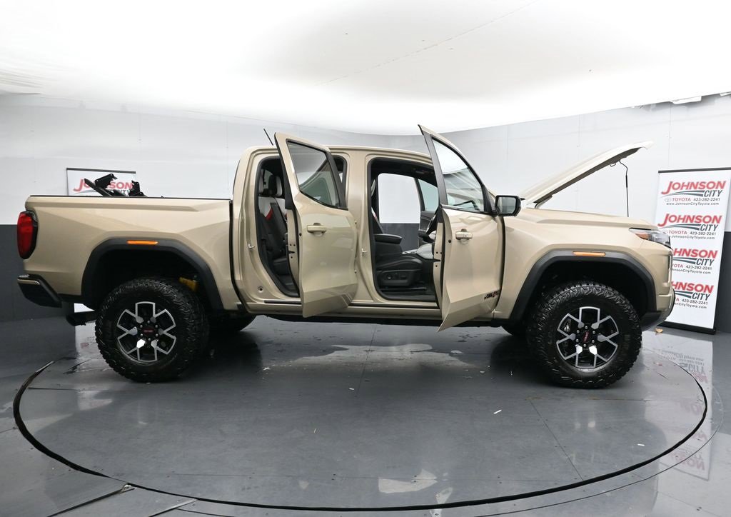 Used 2024 GMC Canyon AT4X image 42
