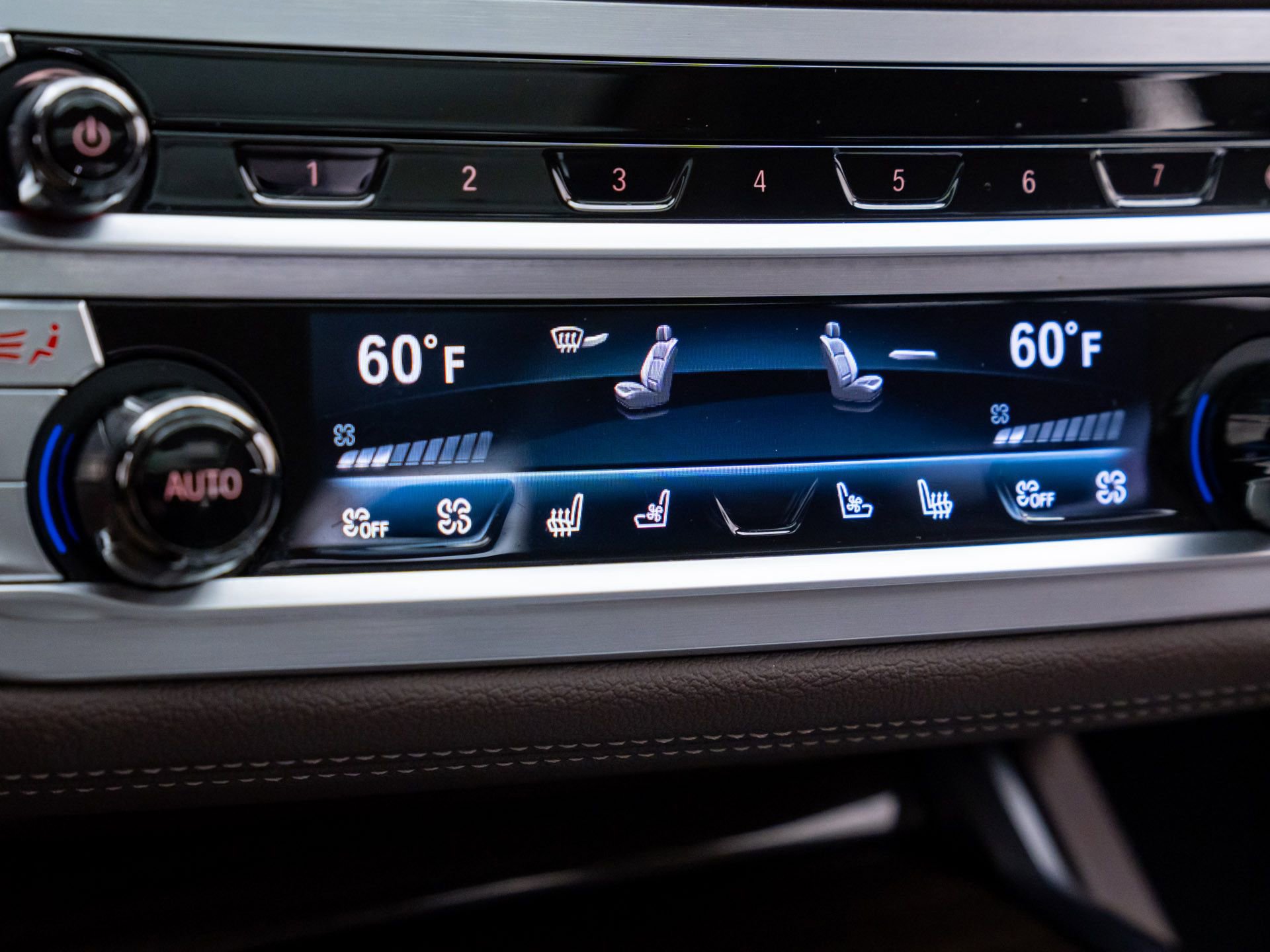 Certified 2022 BMW 750i xDrive w/ Executive Package image 30