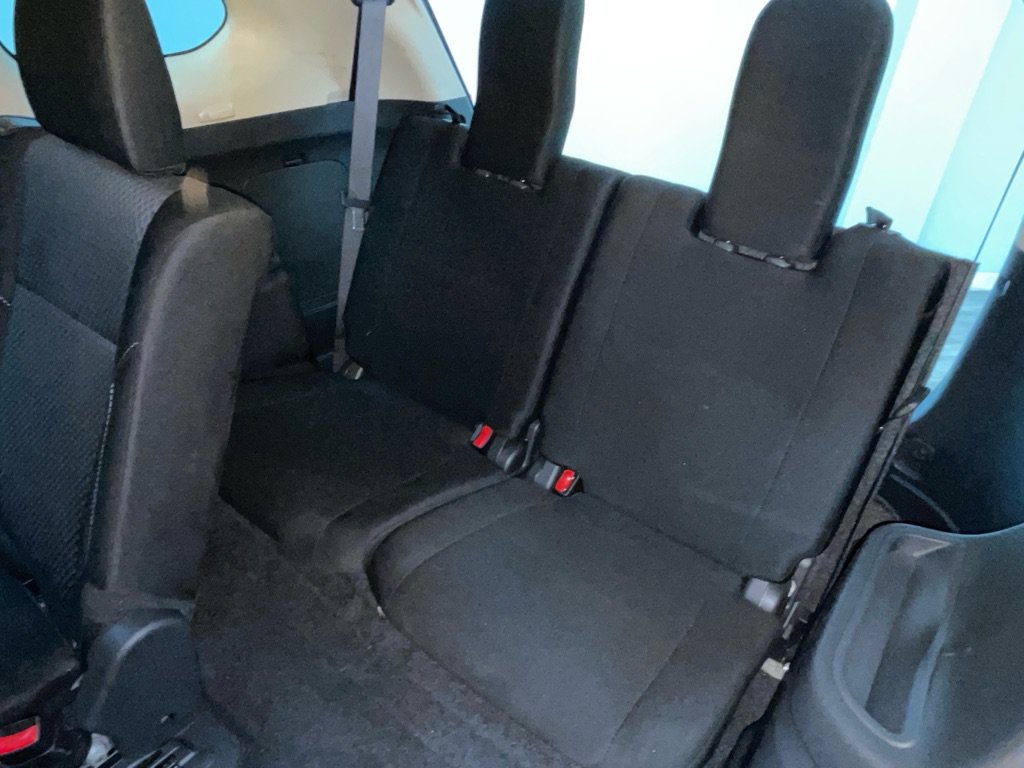 Used 2020 Mitsubishi Outlander ES FWD image 18