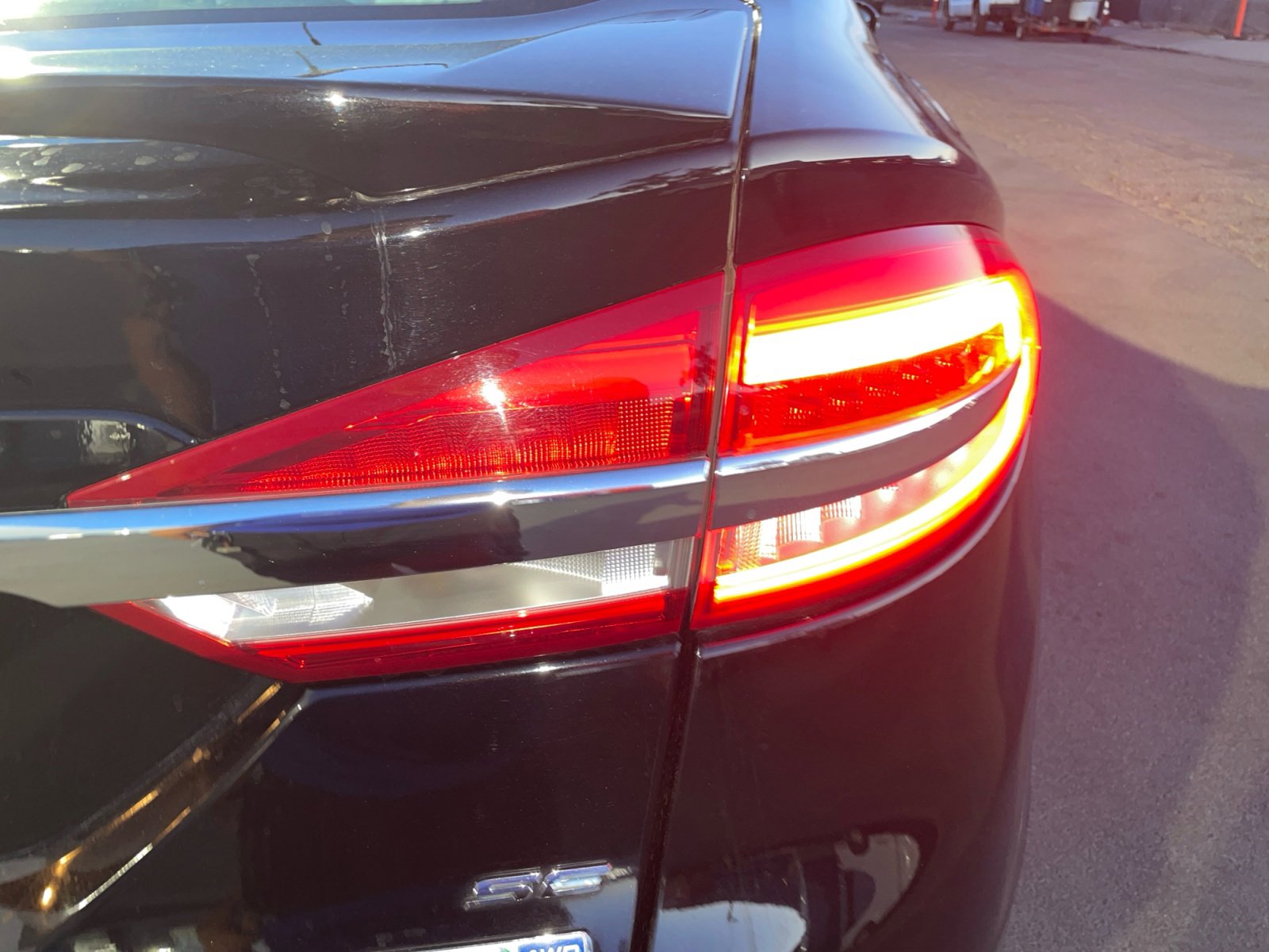 Used 2017 Ford Fusion SE w/ Equipment Group 201A AWD/4WD image 29