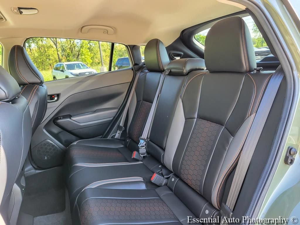 Used 2024 Subaru Crosstrek 2.5i Limited w/ Crosstrek Mirror Package AWD/4WD image 11