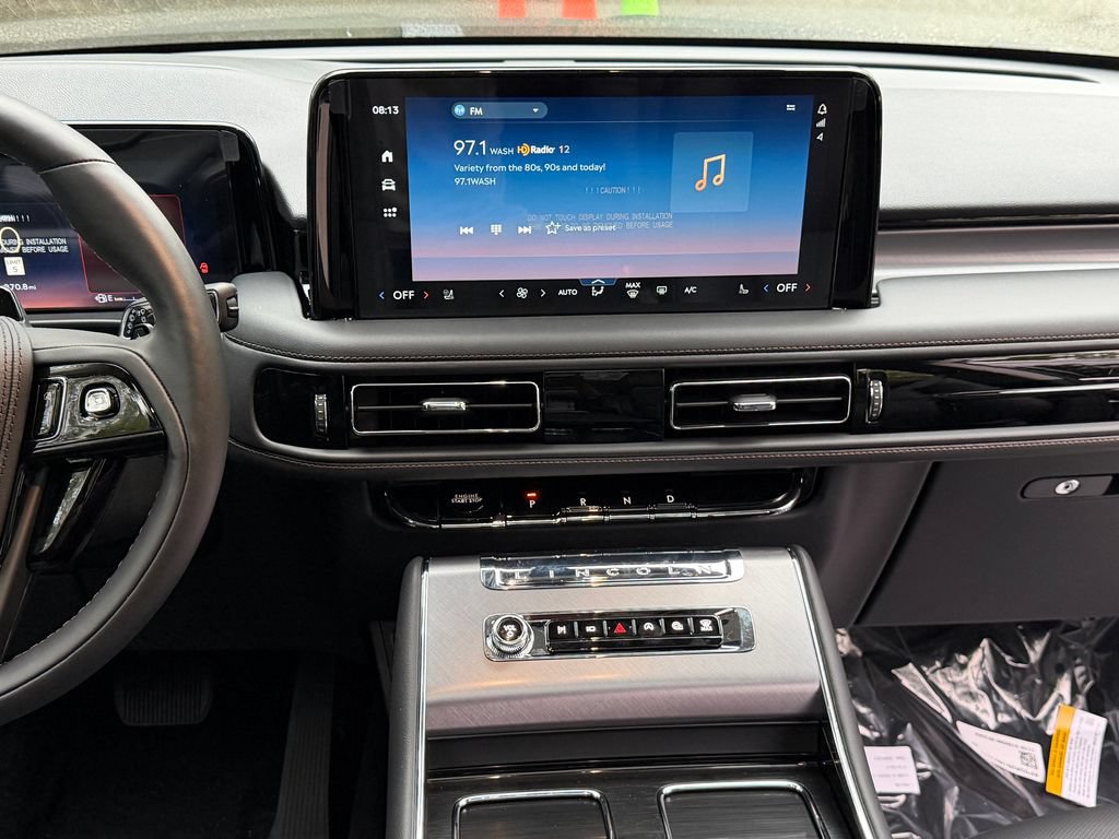 New 2026 Lincoln Aviator AWD image 11