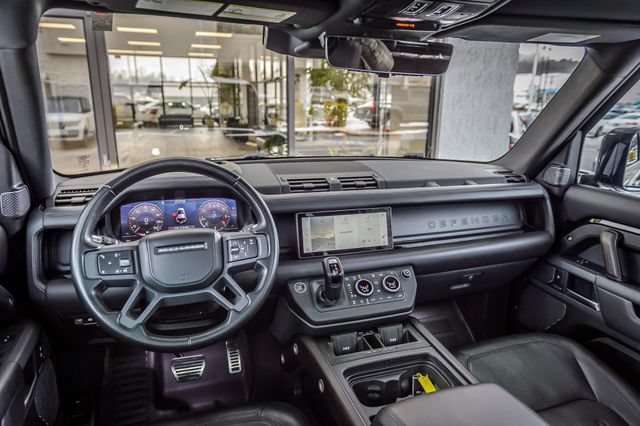 Used 2020 Land Rover Defender 110 X AWD/4WD image 25