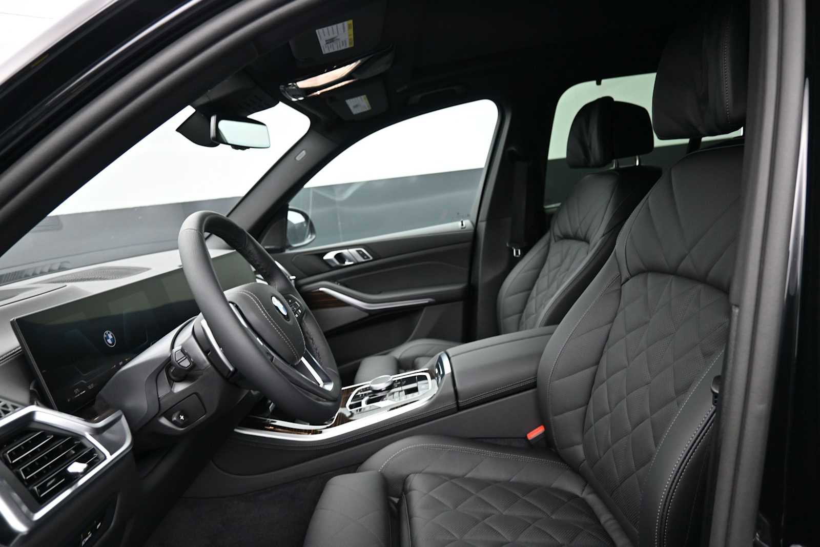 Used 2026 BMW X5 xDrive40i w/ Climate Comfort Package AWD/4WD image 10