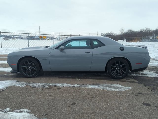 Used 2022 Dodge Challenger R/T w/ Plus Package image 6