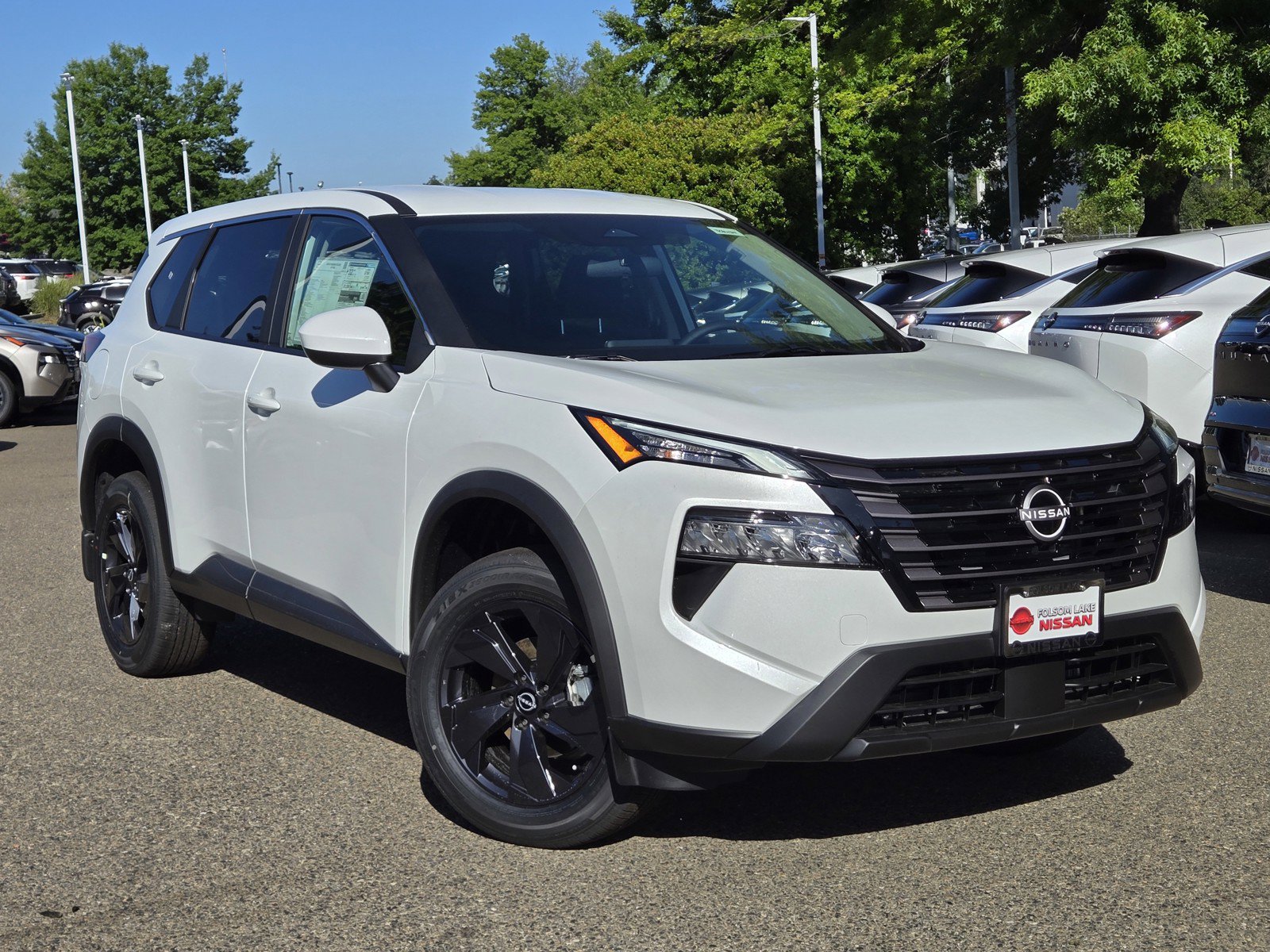 New 2026 Nissan Rogue SV w/ Cold Weather Package FWD image 1