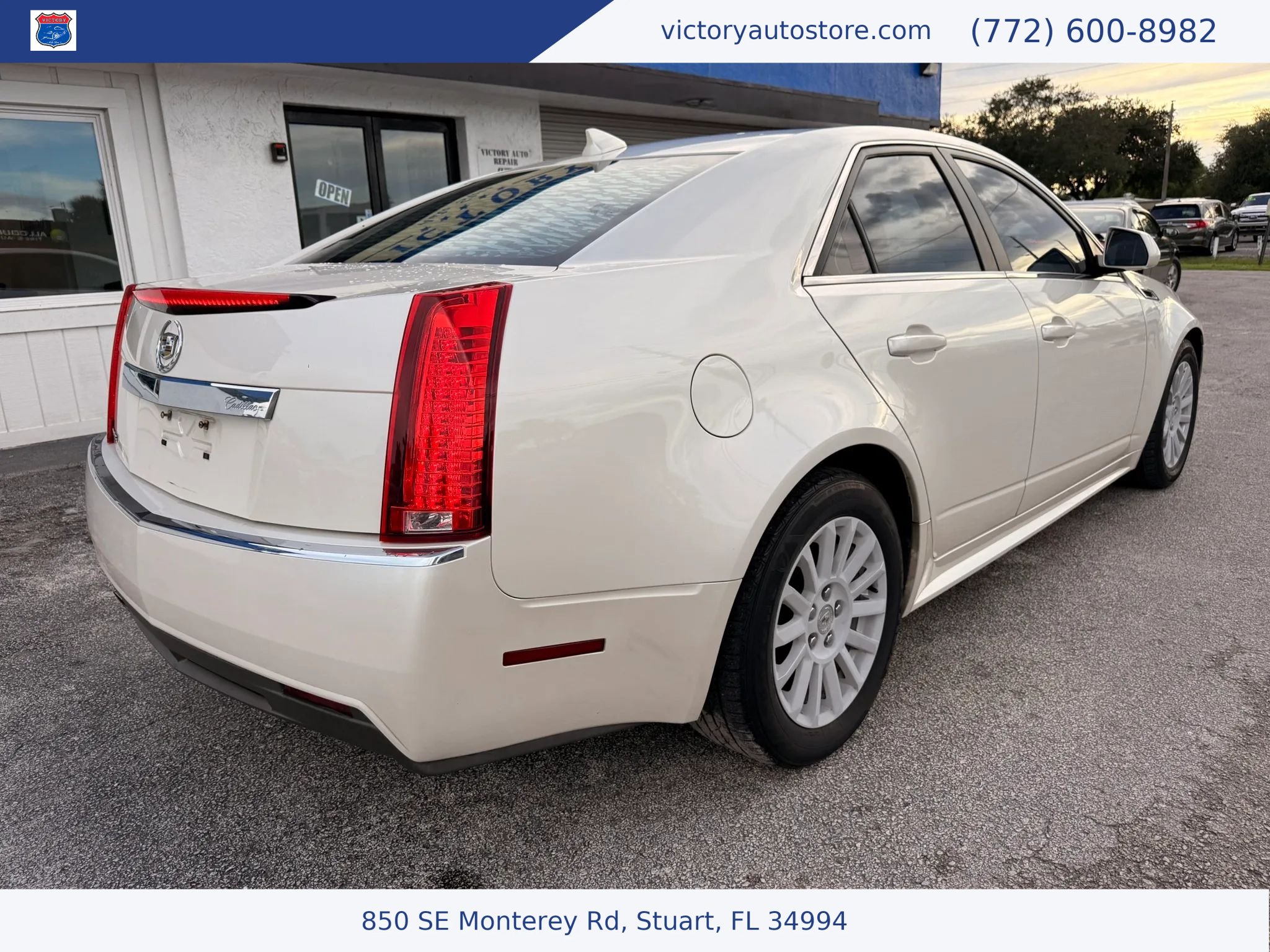 Used 2011 Cadillac CTS Sedan RWD image 7