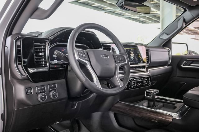 Certified 2025 Chevrolet Silverado 1500 RST image 5