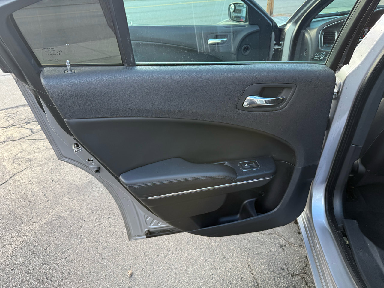 Used 2014 Dodge Charger SE image 32