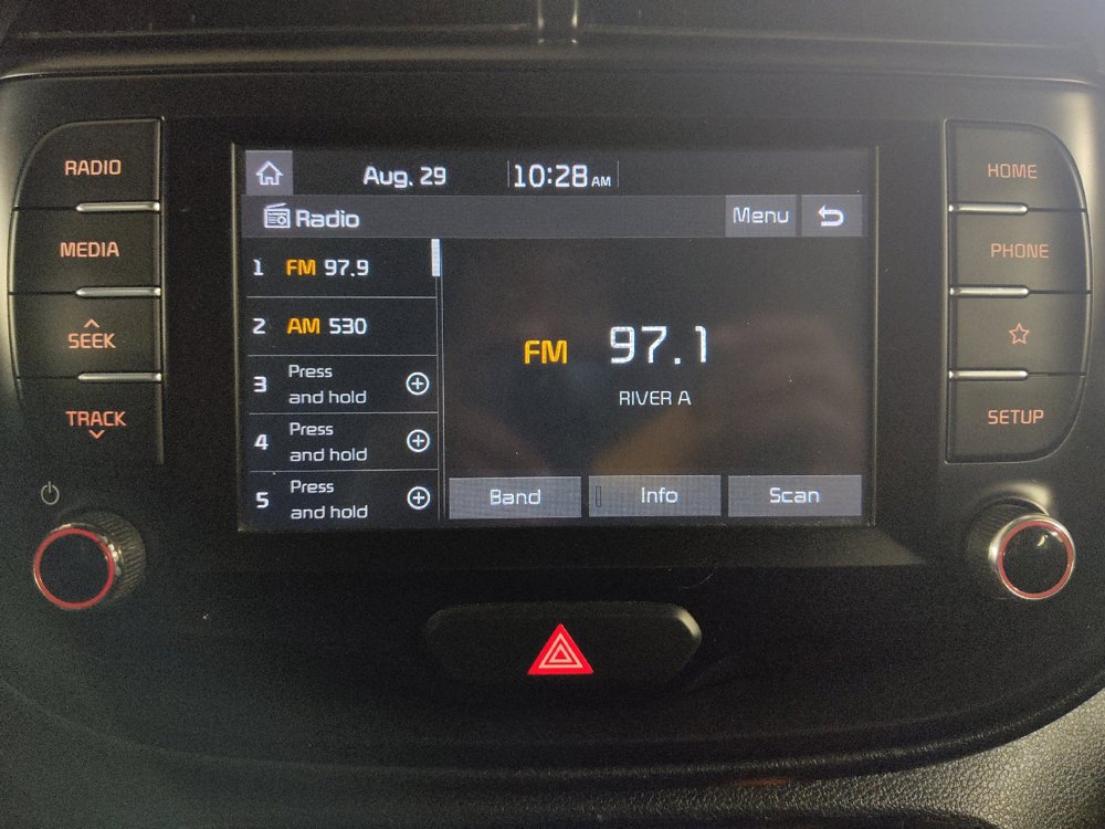 Used 2020 Kia Soul S FWD image 25