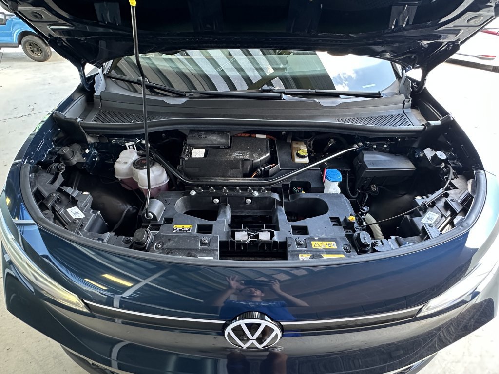 Used 2023 Volkswagen ID.4 Pro image 36