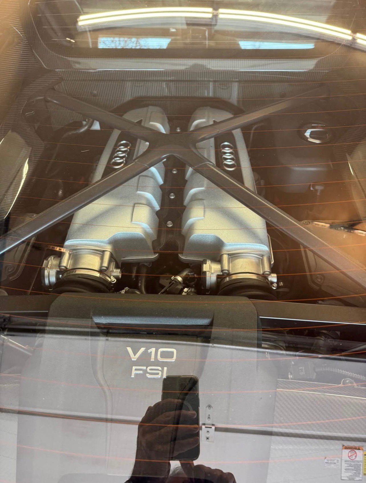 Used 2018 Audi R8 V10 plus w/ Full Leather Package image 19