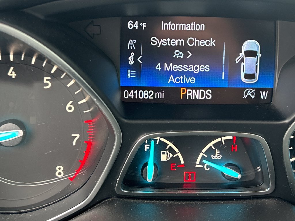 Used 2019 Ford Escape Titanium AWD/4WD image 21