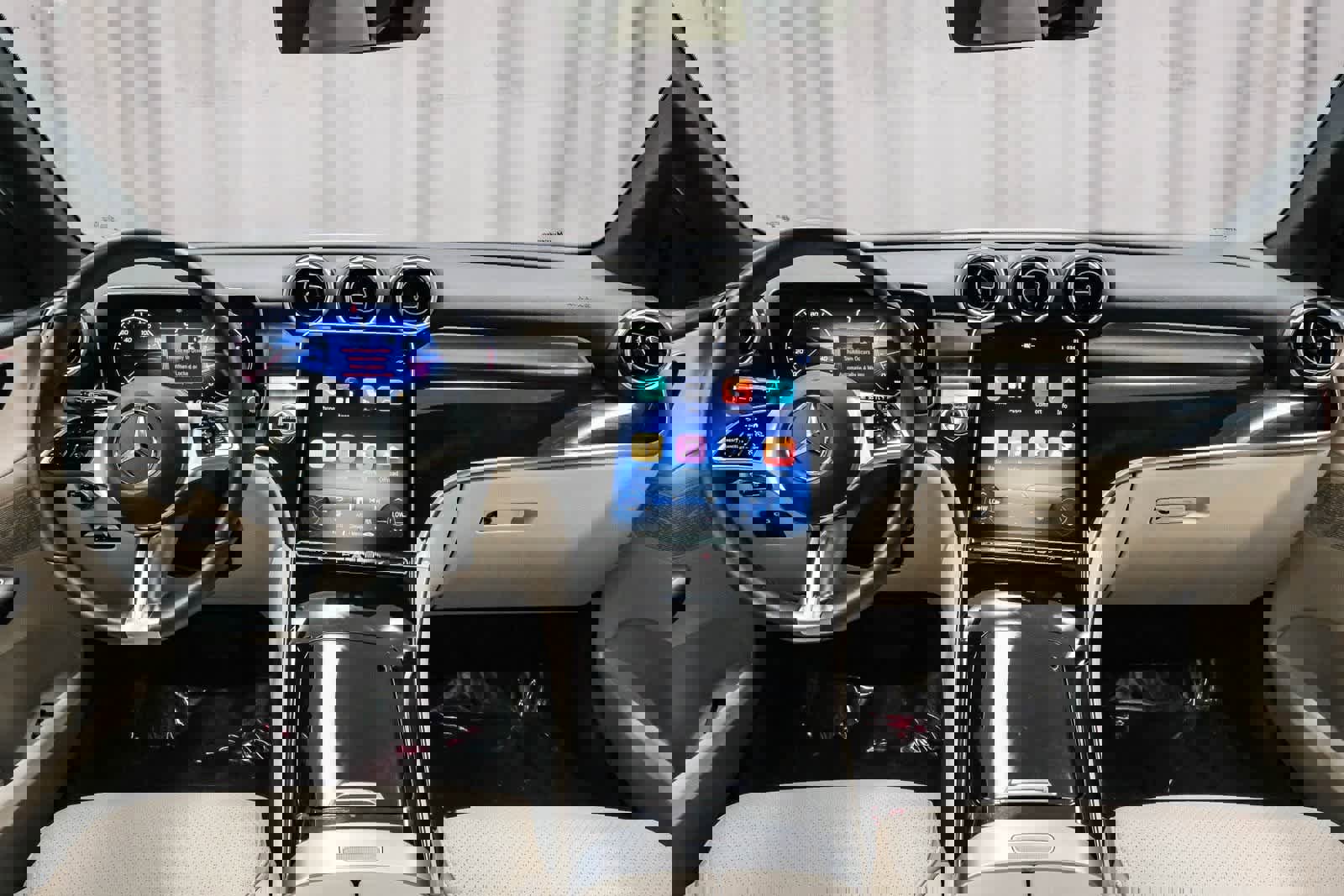 Certified 2025 Mercedes-Benz GLC 300 4MATIC image 14