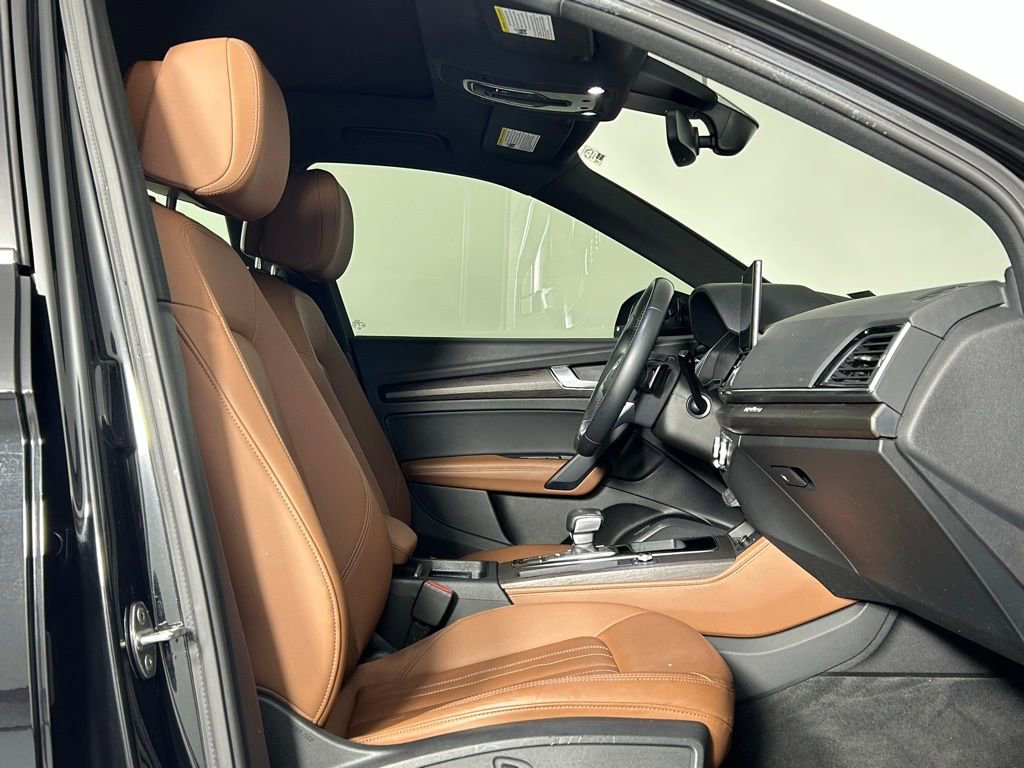 Used 2021 Audi Q5 2.0T Premium Plus w/ Premium Plus Package image 10