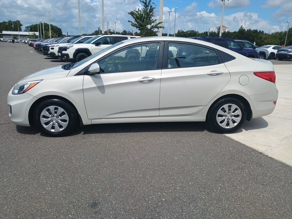 Used 2016 Hyundai Accent SE FWD image 8