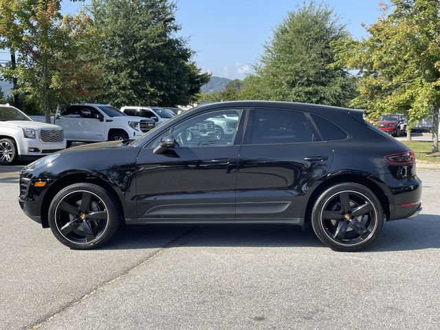 Used 2018 Porsche Macan Sport Edition AWD/4WD image 2