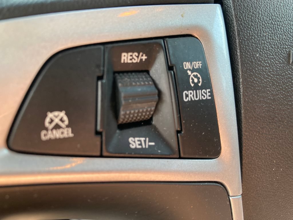 Used 2017 Chevrolet Equinox LT w/ Convenience Package AWD/4WD image 35