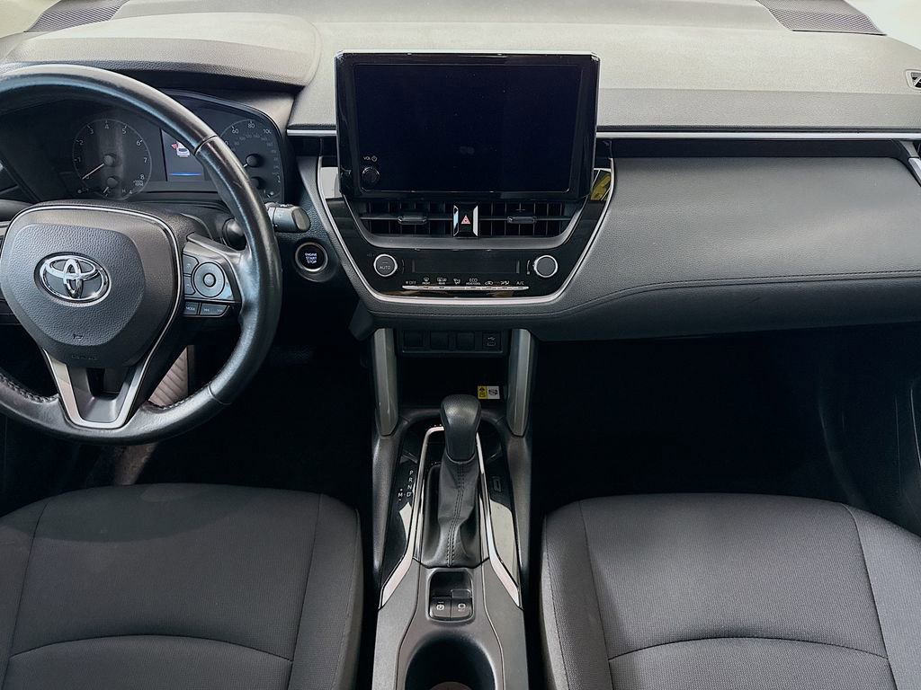 Used 2023 Toyota Corolla Cross LE image 14
