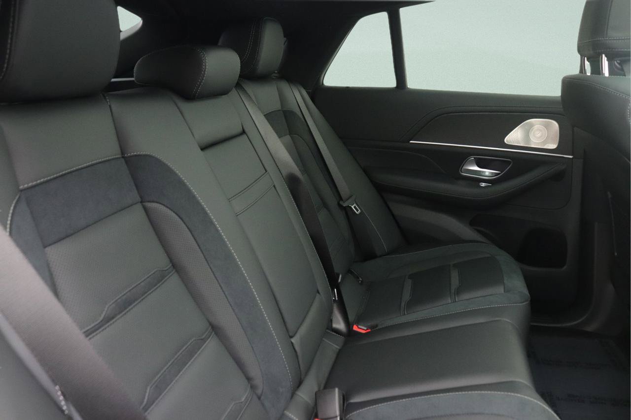 New 2026 Mercedes-Benz GLE 53 AMG 4MATIC Coupe image 8