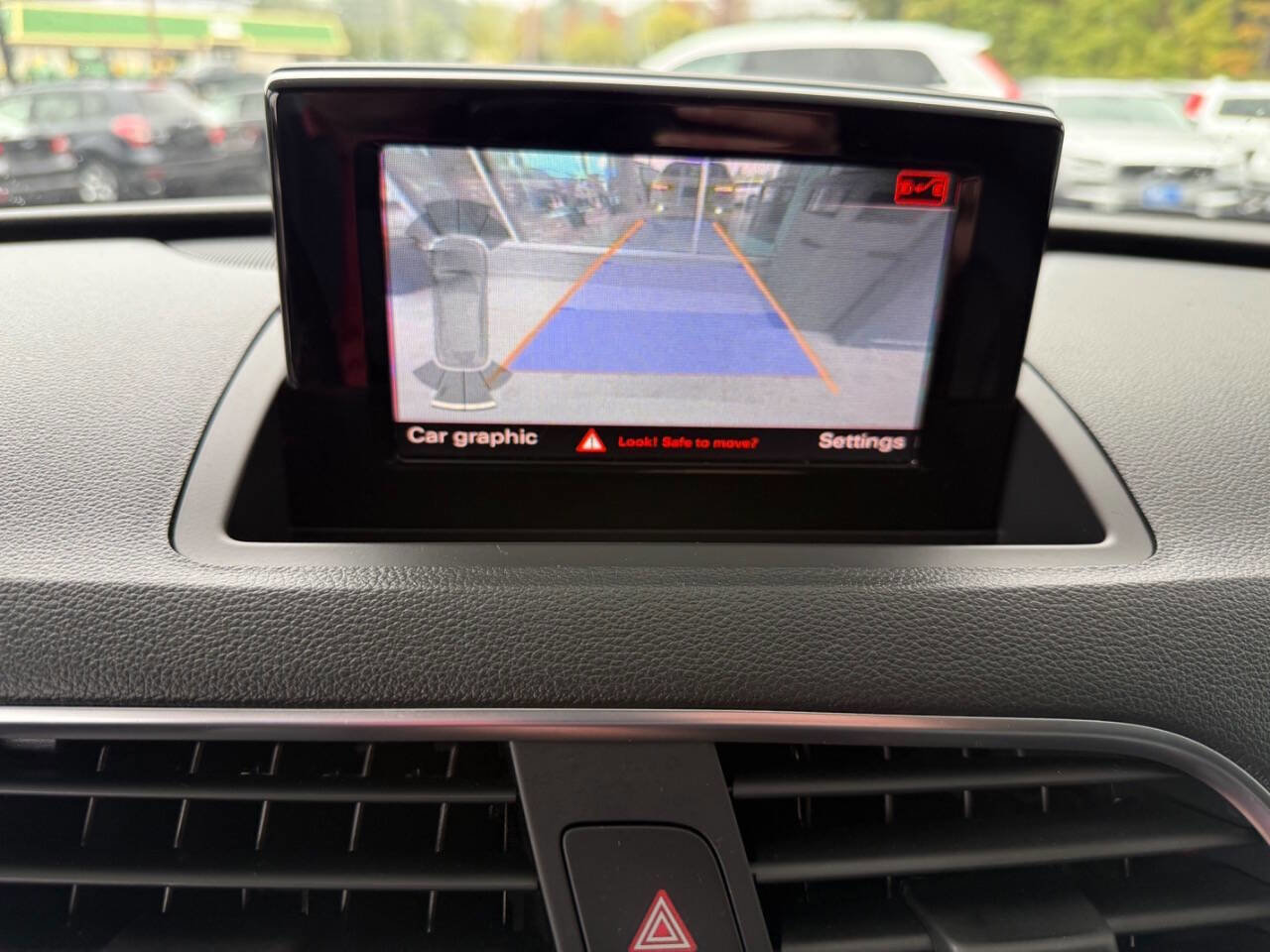 Used 2018 Audi Q3 2.0T Premium w/ Convenience Package image 24