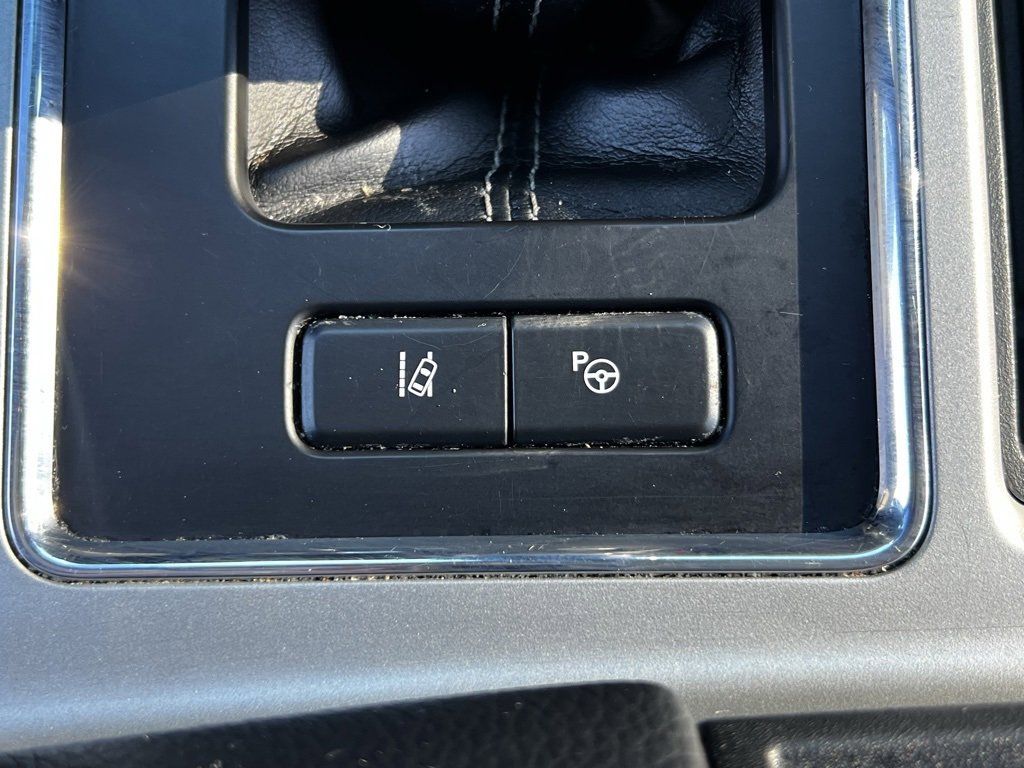 Used 2018 Ford F150 Lariat w/ Equipment Group 502A Luxury image 27