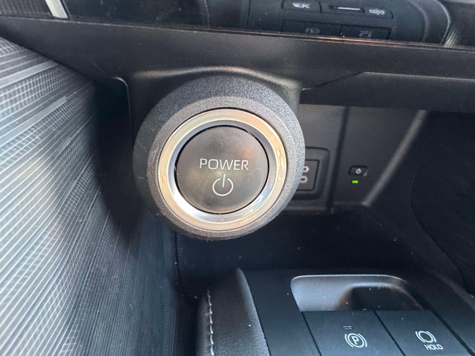 Certified 2023 Toyota Venza XLE AWD/4WD image 32