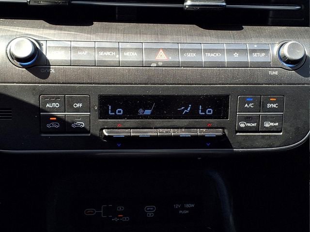 Used 2024 Hyundai Kona SEL AWD/4WD image 16
