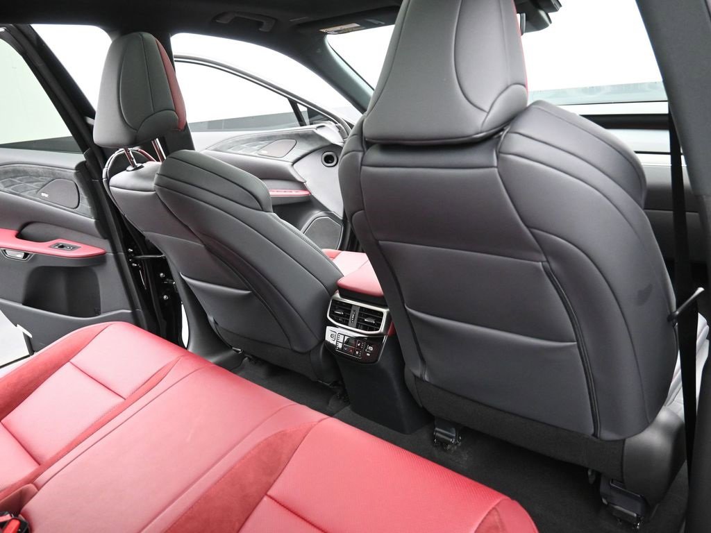 Used 2024 Lexus RX 500h F Sport image 14