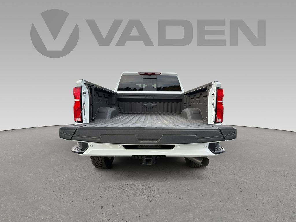 New 2025 Chevrolet Silverado 2500 High Country w/ Technology Package image 24