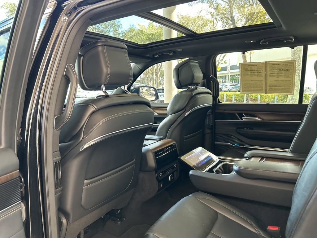 Used 2024 Jeep Grand Wagoneer L 4WD image 50