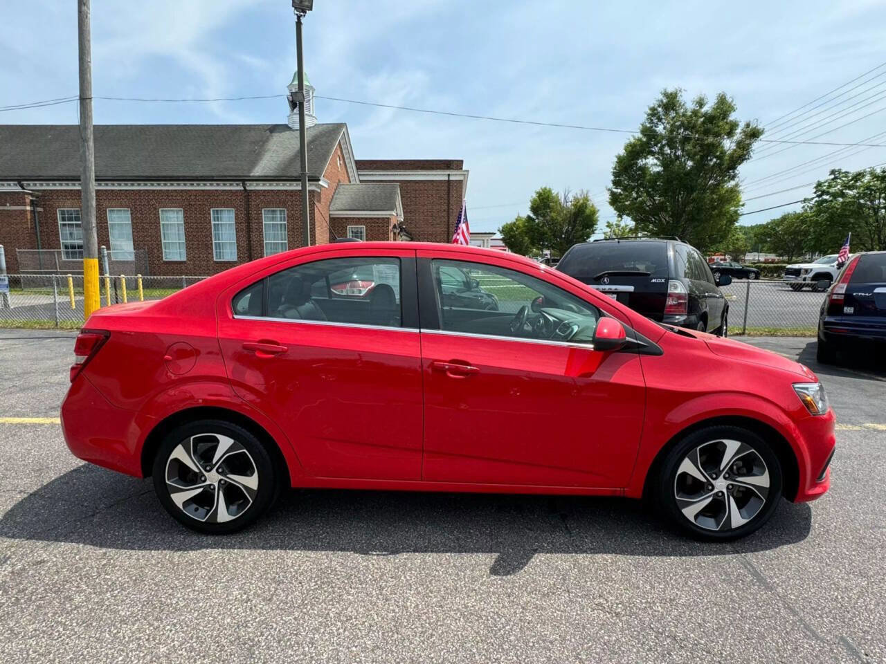 Used 2020 Chevrolet Sonic Premier FWD image 11