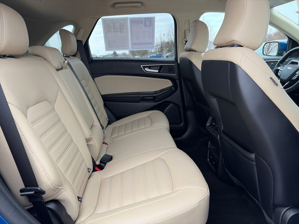 Used 2024 Ford Edge SEL w/ Convenience Package image 35