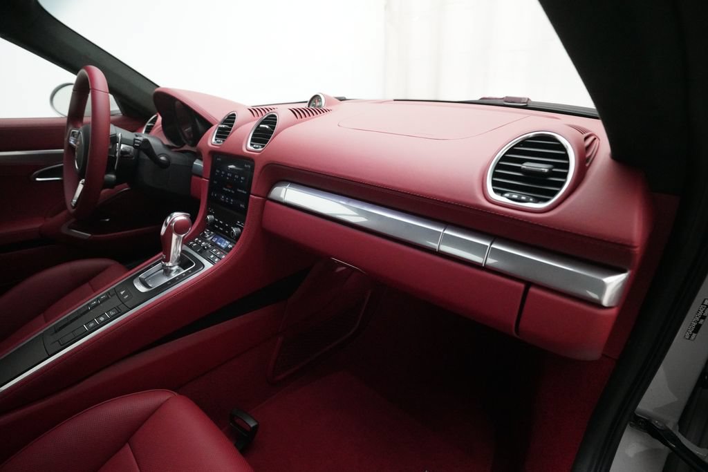 Certified 2025 Porsche 718 Cayman GTS RWD image 25