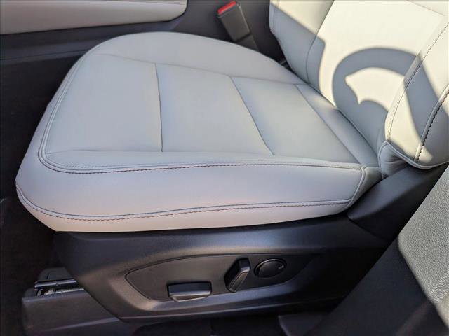 New 2026 Ford Explorer Active w/ Active Comfort Package image 3