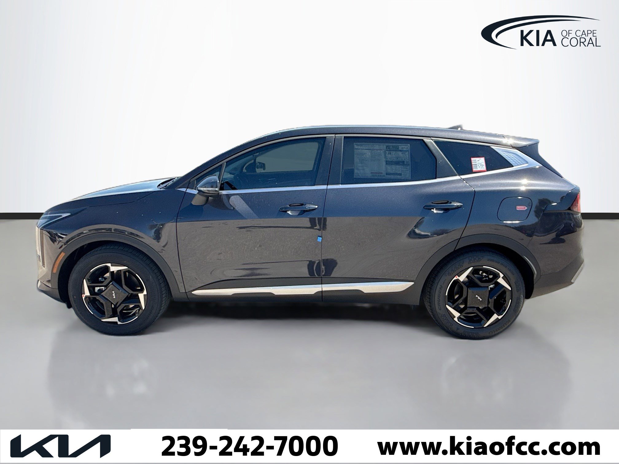 New 2026 Kia Sportage EX image 2