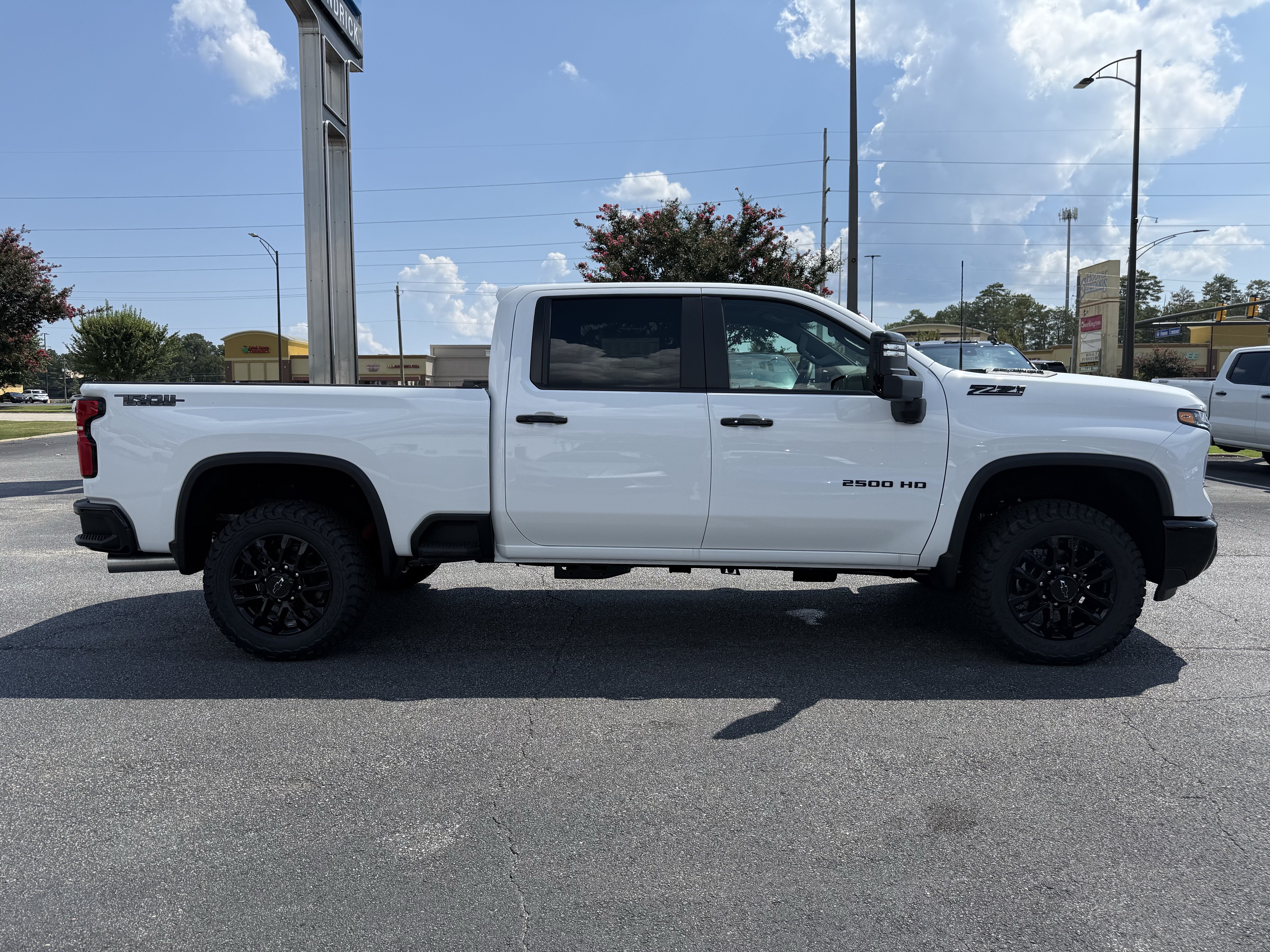 New 2026 Chevrolet Silverado 2500 LT w/ Trail Boss Package AWD/4WD image 11
