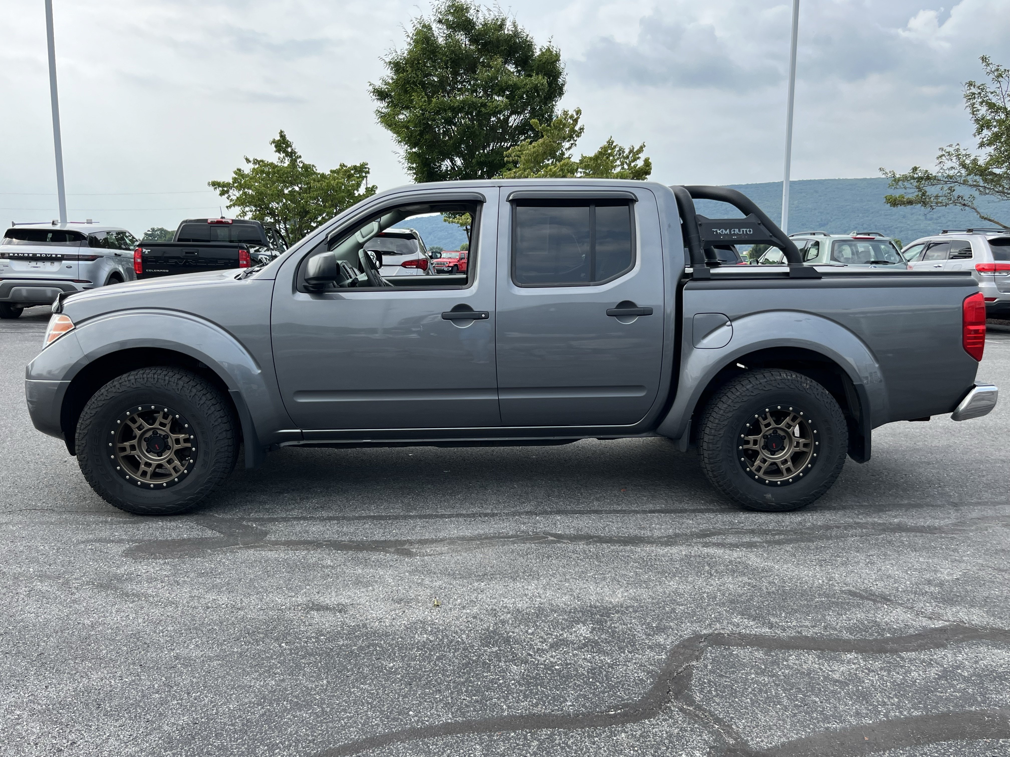 Used 2019 Nissan Frontier SV AWD/4WD image 4